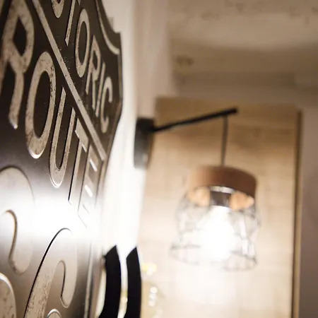 Le Nid Des Carmes Apartament